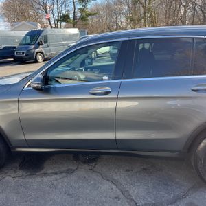 MERCEDES-BENZ GLC - 4