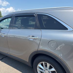 صورة 6 لـ 2017 KIA SORENTO LX