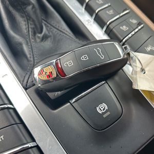 2019 Porsche MACAN BASE — миниатюра 53