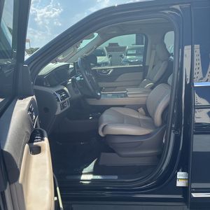 2024 Lincoln NAVIGATOR PREMIERE — миниатюра 31
