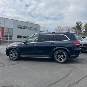 MERCEDES-BENZ GLS - 2