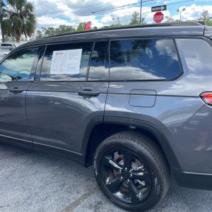 JEEP GRAND CHEROKEE L LIMITED - 6