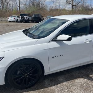 CHEVROLET MALIBU 1LT - 2