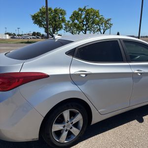 صورة 9 لـ 2013 Hyundai ELANTRA GLS