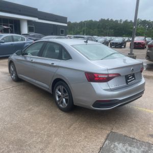 VOLKSWAGEN JETTA SE - 5