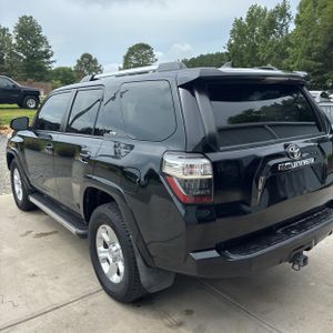 2019 Toyota 4RUNNER SR5 照片 5