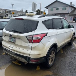 FORD ESCAPE SE - 8