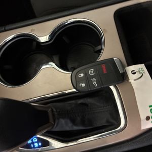 2017 JEEP GRAND CHEROKEE LAREDO — миниатюра 54
