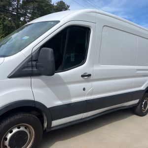 FORD TRANSIT 250 - 2