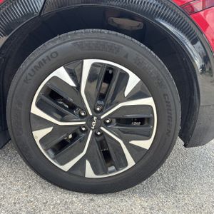 صورة مصغرة 18 لـ 2023 KIA EV6 WIND