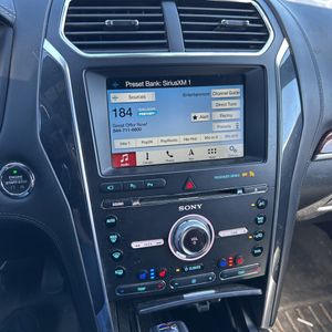 صورة 38 لـ 2018 FORD EXPLORER PLATINUM