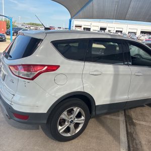 FORD ESCAPE SE - 9