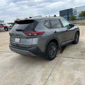 صورة 8 لـ 2023 Nissan ROGUE S