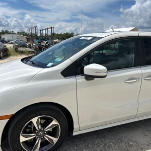 2018 Honda ODYSSEY TOURING — фото 2