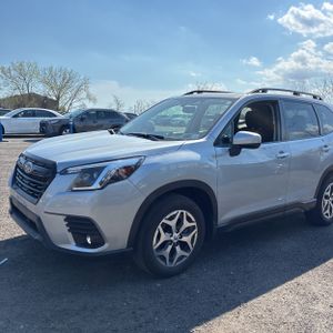 SUBARU FORESTER PREMIUM - 2