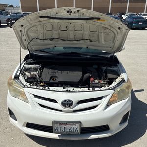 2011 Toyota COROLLA LE — миниатюра 41