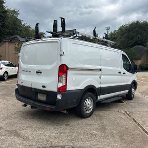 FORD TRANSIT 250 - 8