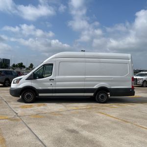 FORD TRANSIT 250 - 3