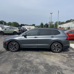 2023 Volkswagen TIGUAN S — фото 3
