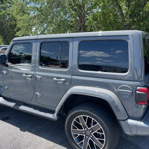 JEEP WRANGLER 4XE UNLIMITED HIGH ALTITUDE 4X4 - 6
