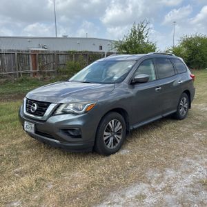 2017 Nissan PATHFINDER S — фото 1