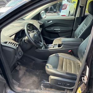 صورة مصغرة 32 لـ 2019 FORD ESCAPE TITANIUM