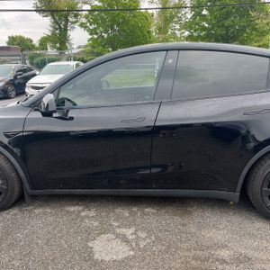 TESLA MODEL Y LONG RANGE - 4