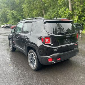 2015 JEEP RENEGADE TRAILHAWK 4D SUV 4WD — фото 5