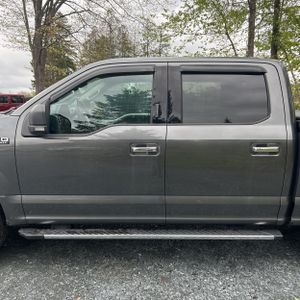 FORD F-150 XLT - 4