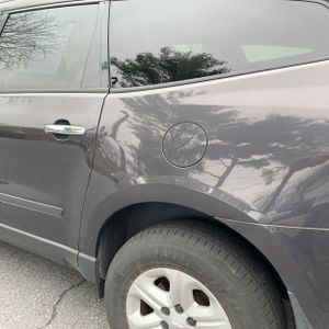 CHEVROLET TRAVERSE LS - 6