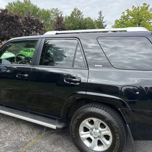 صورة 6 لـ 2014 Toyota 4RUNNER SR5 PREMIUM