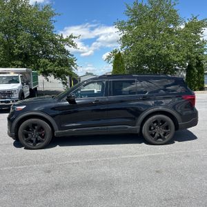 FORD EXPLORER ST - 3