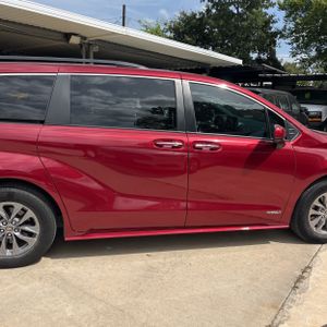 صورة مصغرة 11 لـ 2021 Toyota SIENNA XLE 8-PASSENGER