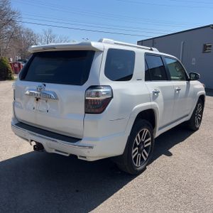 TOYOTA 4RUNNER LIMITED - 8