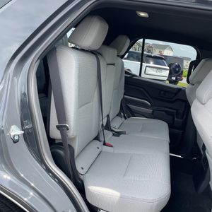 2025 Toyota 4RUNNER SR5 — миниатюра 34
