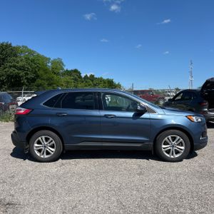 FORD EDGE SEL - 10
