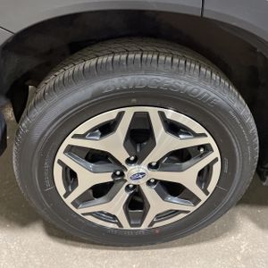 2024 Subaru FORESTER PREMIUM 缩略图 19