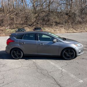 FORD FOCUS TITANIUM - 10