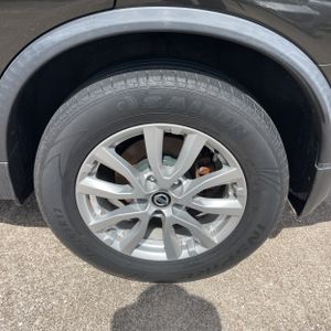 صورة مصغرة 18 لـ 2017 Nissan ROGUE SV