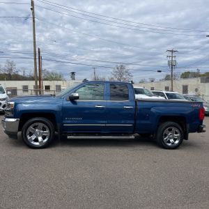 CHEVROLET SILVERADO 1500 LTZ - 3