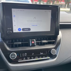 2026 Toyota COROLLA LE thumbnail 34