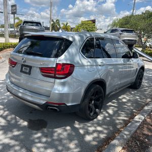BMW X5 SDRIVE35I - 8