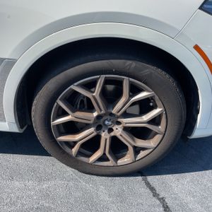 صورة مصغرة 19 لـ 2022 BMW X7 XDRIVE40I