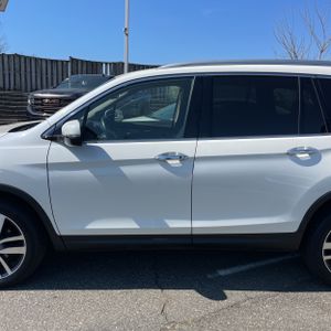 HONDA PILOT TOURING - 4