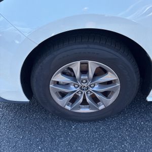 2023 Toyota SIENNA LE 8-PASSENGER 照片 13