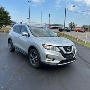 2017 Nissan ROGUE SL 照片 12