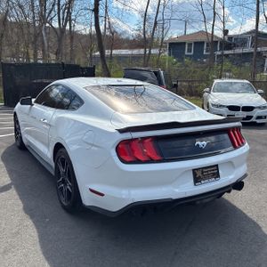 FORD MUSTANG ECOBOOST PREMIUM - 5