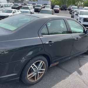 FORD FUSION SEL - 9