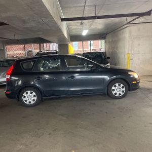 HYUNDAI ELANTRA - 10