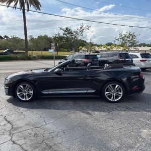 FORD MUSTANG ECOBOOST PREMIUM - 3